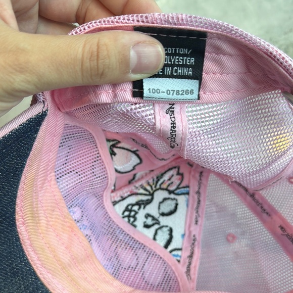 Retro Don Ed Hardy Pink Skull and Floral Truck Hat - Picture 4 of 5